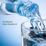 Apa Bedanya Air Mineral dengan Air Putih Biasa?